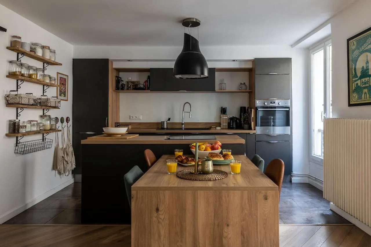 90M2 Renove - Terrasse En Plein Coeur De Marseille Apartment France