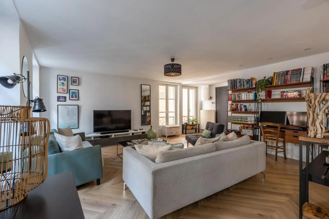 90M2 Renove - Terrasse En Plein Coeur De Marseille Apartment 0*,